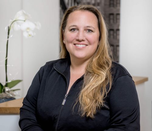 Praxissoftware für Ihren Erfolg Die richtige Wahl getroffen: Silke Hersey über CGM Z1.PRO